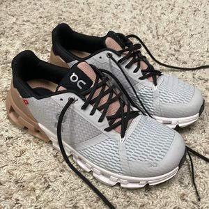 NWOB OnRunning Cloudflyer Sneakers